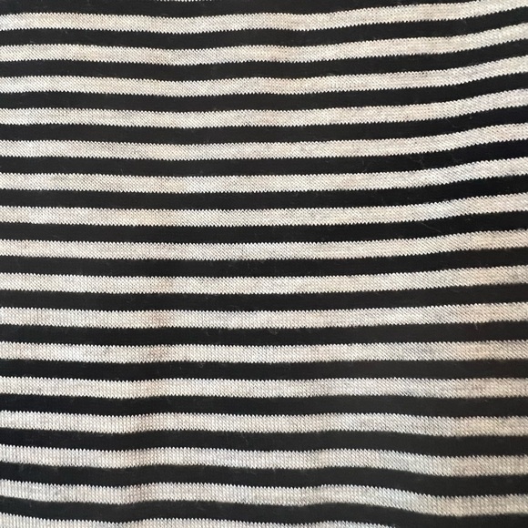 New without tags size Small black and white striped tank - Picture 5 of 6